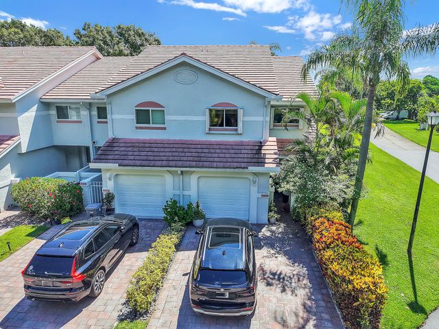 6191 Old Court Road 806, Boca Raton, FL 33433