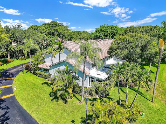 6191 Old Court Road 806, Boca Raton, FL 33433