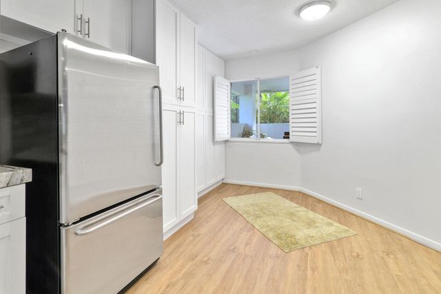 6191 Old Court Road 806, Boca Raton, FL 33433