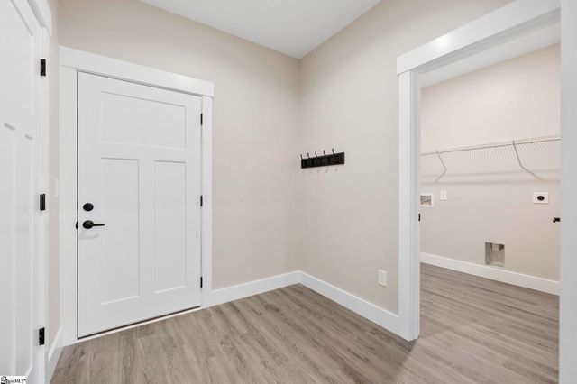 369 Scenic Avenue, Campobello, SC 29322