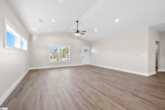 369 Scenic Avenue, Campobello, SC 29322