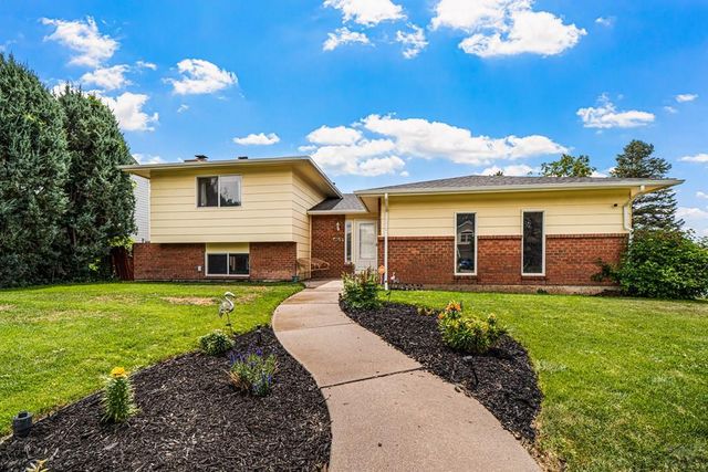 4619 Cedarweed Blvd, Pueblo, CO 81001