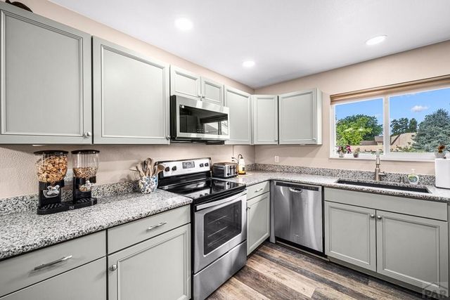 4619 Cedarweed Blvd, Pueblo, CO 81001