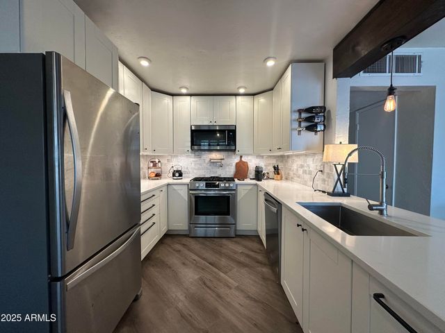 7707 E AVALON Drive, Scottsdale, AZ 85251