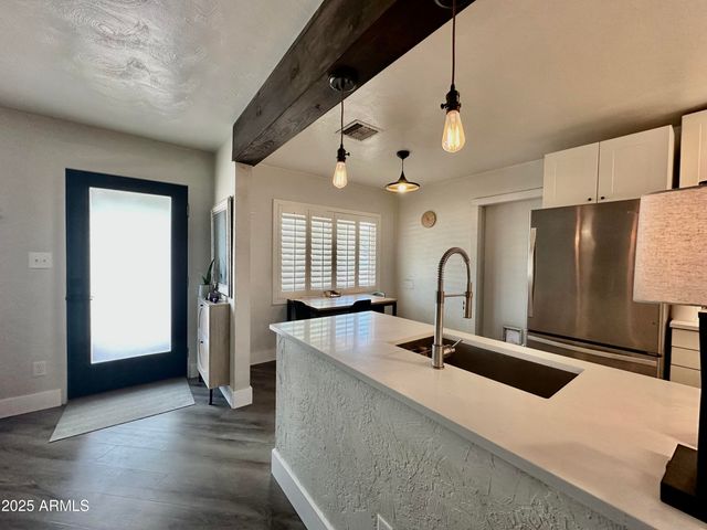 7707 E AVALON Drive, Scottsdale, AZ 85251