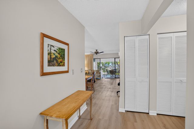 65 PELICAN POINTE Drive 2030, Delray Beach, FL 33483