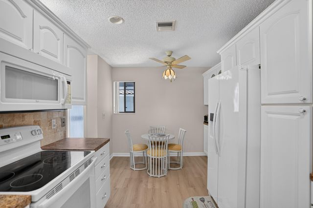 65 PELICAN POINTE Drive 2030, Delray Beach, FL 33483
