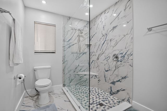 65 PELICAN POINTE Drive 2030, Delray Beach, FL 33483