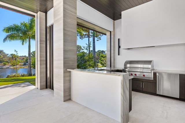 228 Bears Club Drive, Jupiter, FL 33477