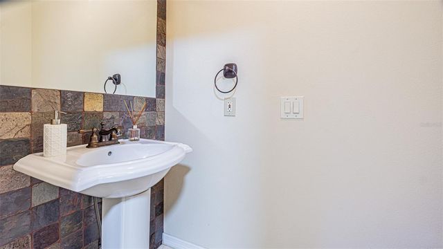 2614 HAWK ROOST COURT, Holiday, FL 34691