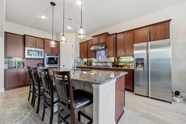 2021 Harvest Dance DR, Leander, TX 78641