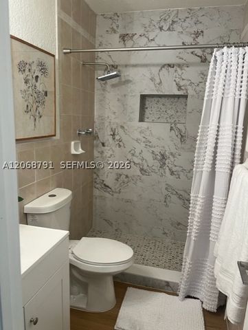 7947 SW 104th St 202C, Miami, FL 33156