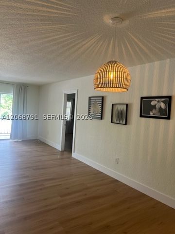 7947 SW 104th St 202C, Miami, FL 33156