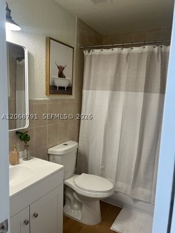 7947 SW 104th St 202C, Miami, FL 33156
