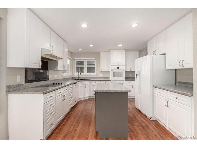 8546 E Amherst Cir, Denver, CO 80231