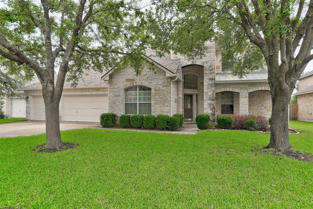 3129 Goldenoak CIR, Round Rock, TX 78681