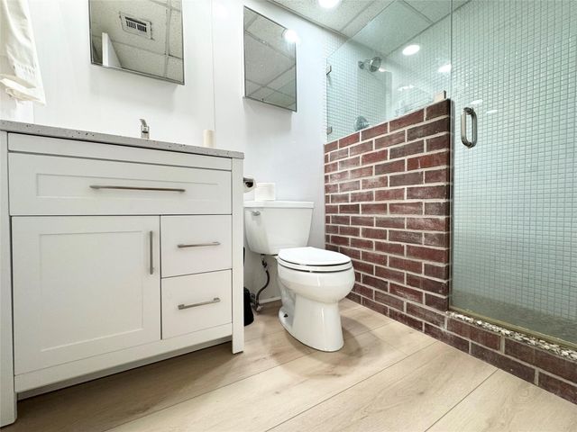 1800 Lavaca ST A705, Austin, TX 78701