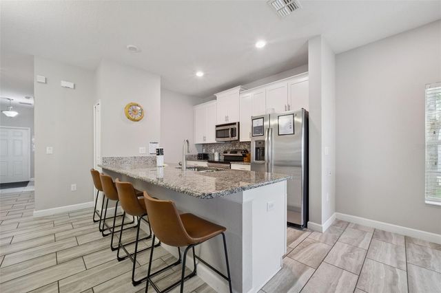 1610 MOON VALLEY DRIVE, Davenport, FL 33896