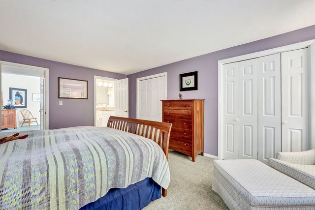 8 Pilgrim Drive A, Westford, MA 01886