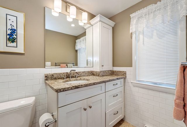 8 Pilgrim Drive A, Westford, MA 01886