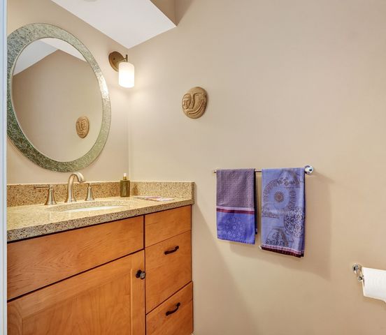 8 Pilgrim Drive A, Westford, MA 01886