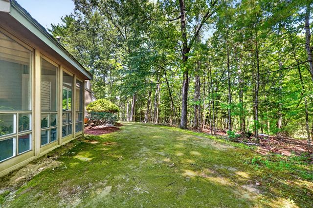 8 Pilgrim Drive A, Westford, MA 01886