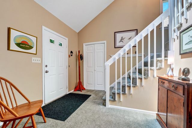 8 Pilgrim Drive A, Westford, MA 01886