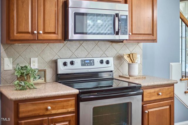 10 Haywood Court, Durham, NC 27705