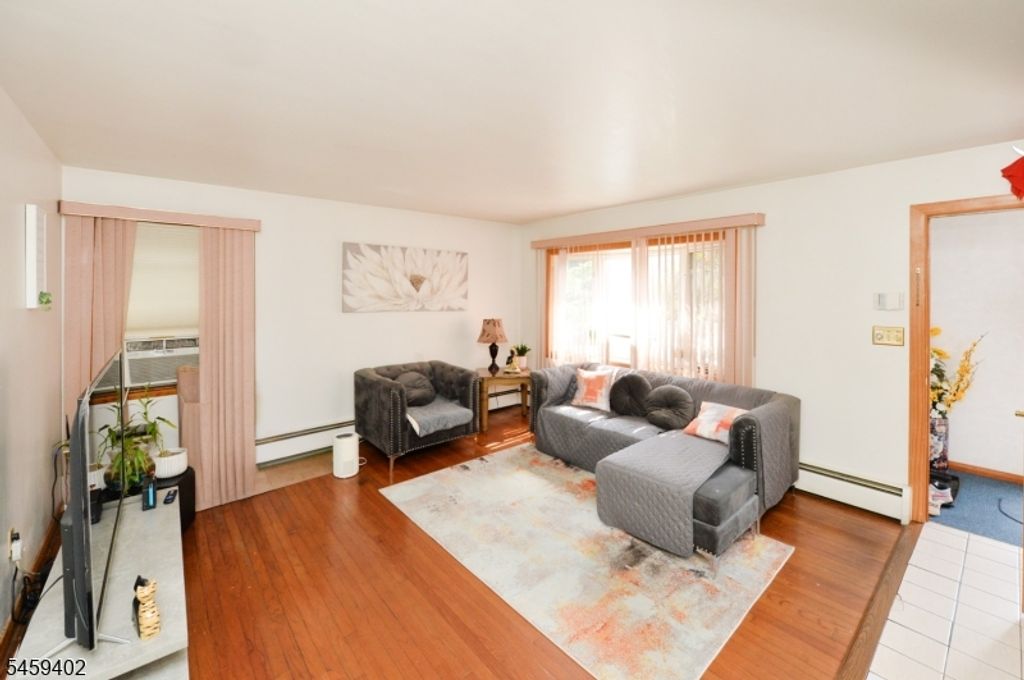 62 Knapp Ave, Clifton City, NJ 07011 — photo 2