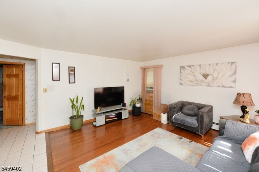 62 Knapp Ave, Clifton City, NJ 07011 — photo 3