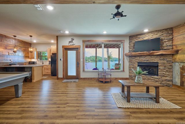16728 Cabes Point Road, Alexander, AR 72002