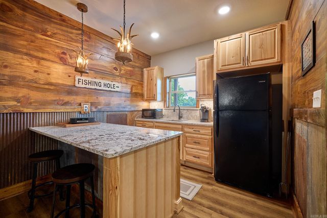 16728 Cabes Point Road, Alexander, AR 72002