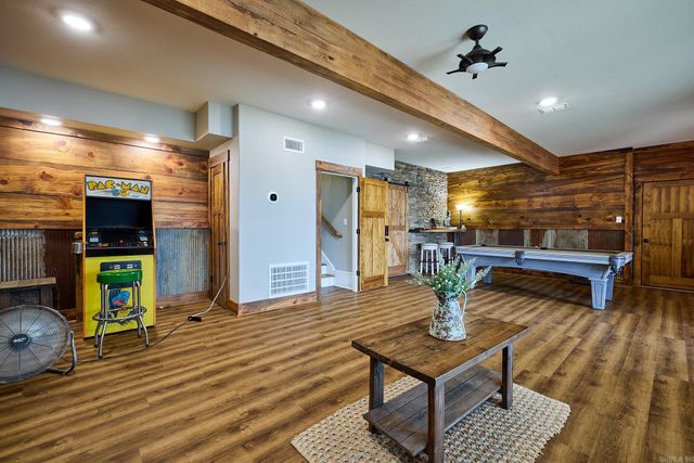 16728 Cabes Point Road, Alexander, AR 72002