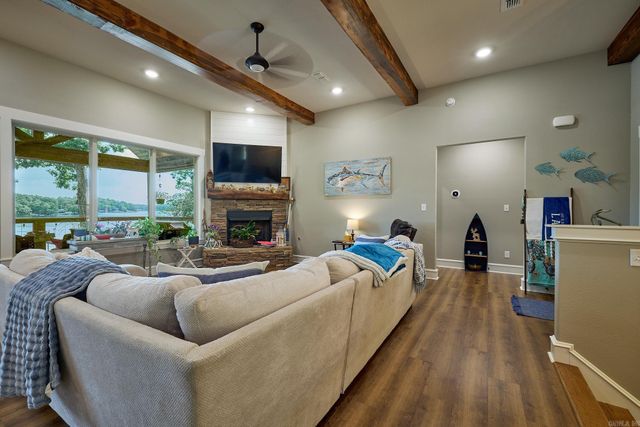 16728 Cabes Point Road, Alexander, AR 72002