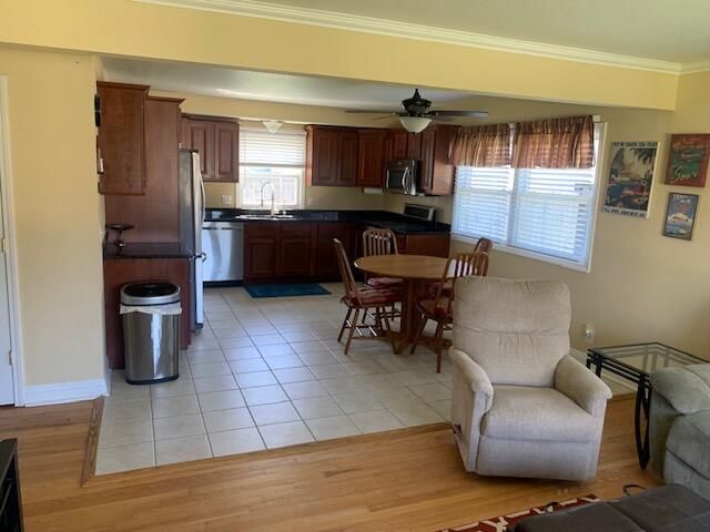3331 Carol COURT, Oak Creek, WI 53154