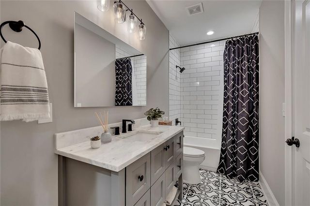 152 Sierra Circle, Woodstock, GA 30188