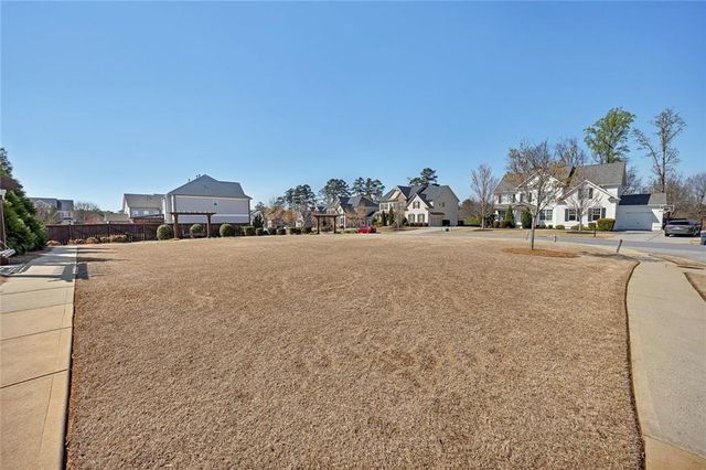 152 Sierra Circle, Woodstock, GA 30188