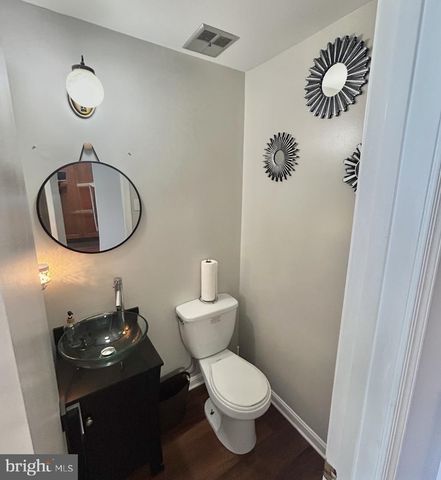 11804 GOLDEN EAGLE CT, Woodbridge, VA 22192