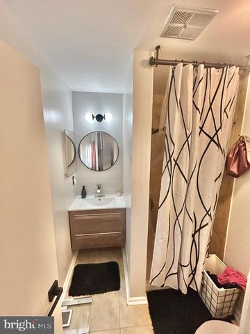 11804 GOLDEN EAGLE CT, Woodbridge, VA 22192
