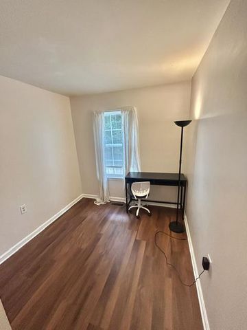 11804 GOLDEN EAGLE CT, Woodbridge, VA 22192