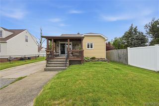 18 Stratford Place, Cheektowaga, NY 14225