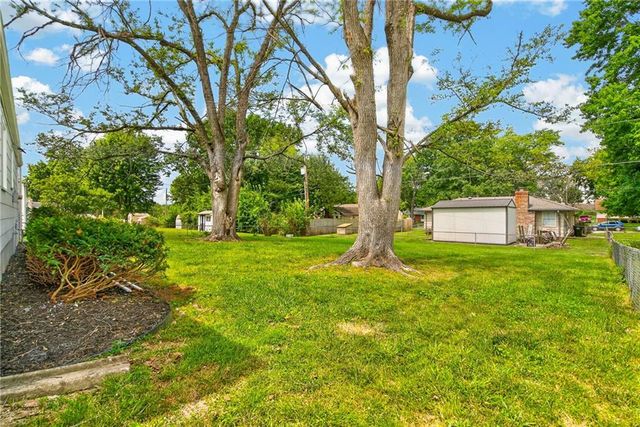 3016 Porter Road, Independence, MO 64055
