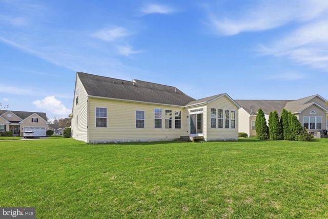 38 FAIRWAY DR, Ocean View, DE 19970
