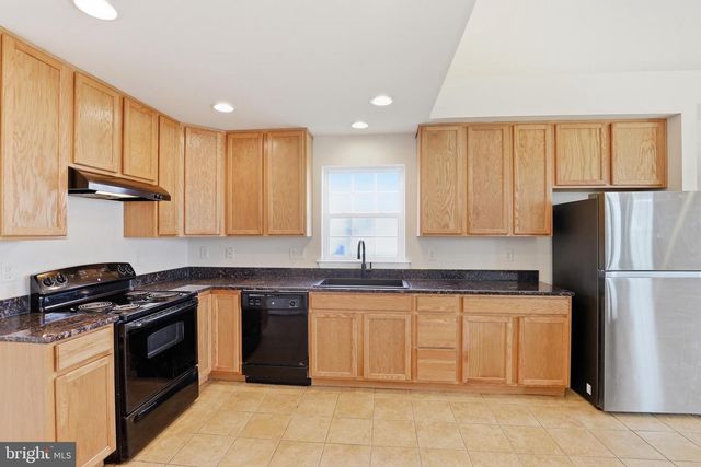38 FAIRWAY DR, Ocean View, DE 19970