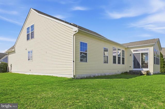 38 FAIRWAY DR, Ocean View, DE 19970