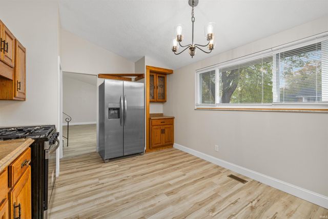 819 Elnora Drive, Fort Wayne, IN 46825