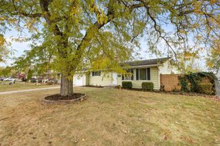 819 Elnora Drive, Fort Wayne, IN 46825