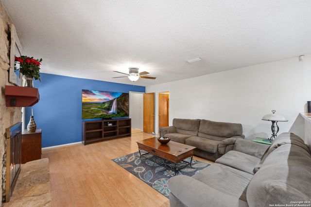 9416 Geronimo View Street, San Antonio, TX 78254
