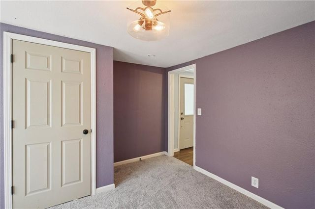 823 S Tremont Avenue, Ottawa, KS 66067