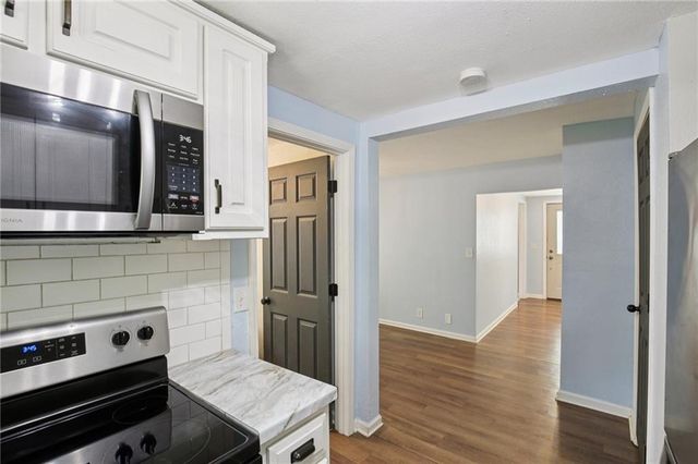 823 S Tremont Avenue, Ottawa, KS 66067